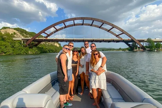 Austin Private Boat Charter on Lake Austin 3 hr - Image 1