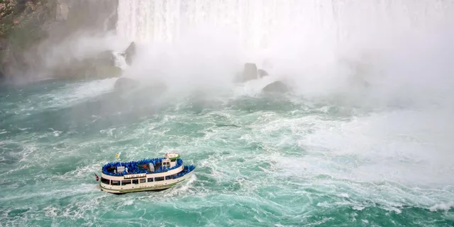 Niagara Falls Illumination Tour with Maid of the Mist - Image 3