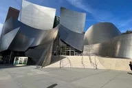 Los Angeles Private City Tour in an SUV thumbnail 5