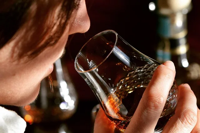 Louisville Bourbon Tasting Experience - Image 2