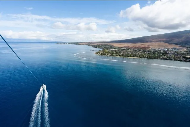 Kailua Kona Parasailing Experience - Image 6