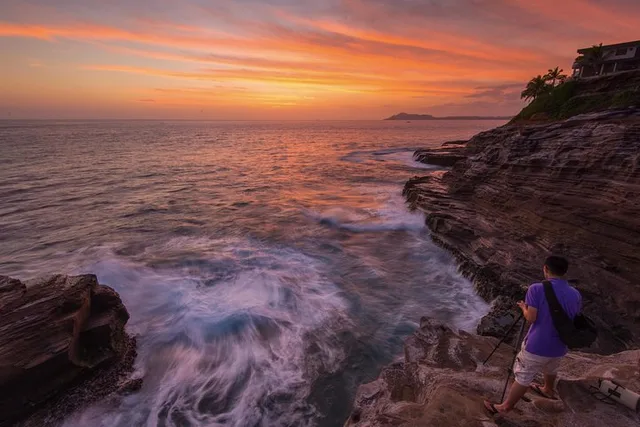 Honolulu Sea-Cliff Sunset Photo Tour - Image 3