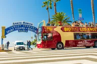 Los Angeles Hop-on Hop-off and TMZ Celebrity Tour thumbnail 6