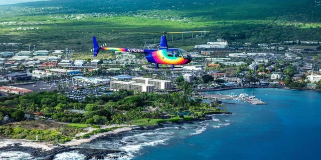 Kailua-Kona Coastal Helicopter Tour Doors On/Off 45 Min - Image 5