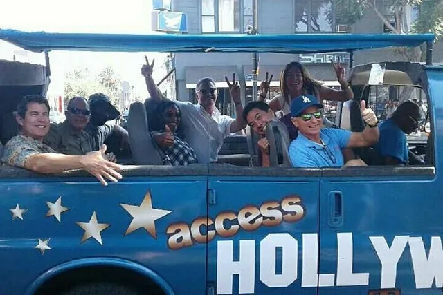 Los Angeles Hollywood & Beverly Hills Celebrity Homes Bus Tour - Image 5