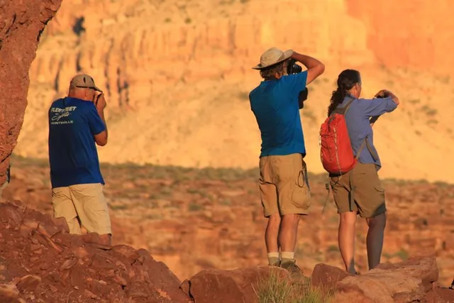 Sedona Grand Canyon Hike with 7 Guest Limit - Image 4