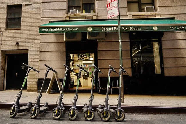 New York Central Park E-Scooter Rental 1 hr - Image 2