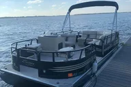 Orlando Pontoon Boat Rental thumbnail 1