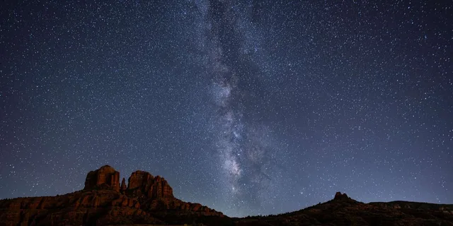 Sedona Night Hike and Stargazing Tour - Image 3