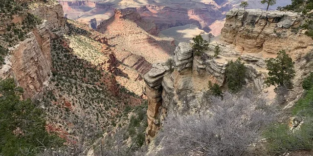 Phoenix Grand Canyon South Rim and Sedona Tour - Image 2