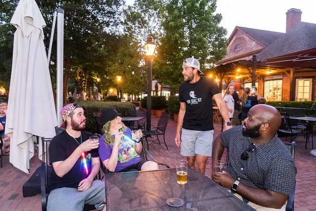 Williamsburg Ghosts and Brews Pub Crawl - Image 6