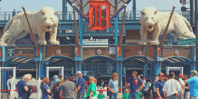 Detroit Tigers Baseball Game at Comerica Park - Image 6