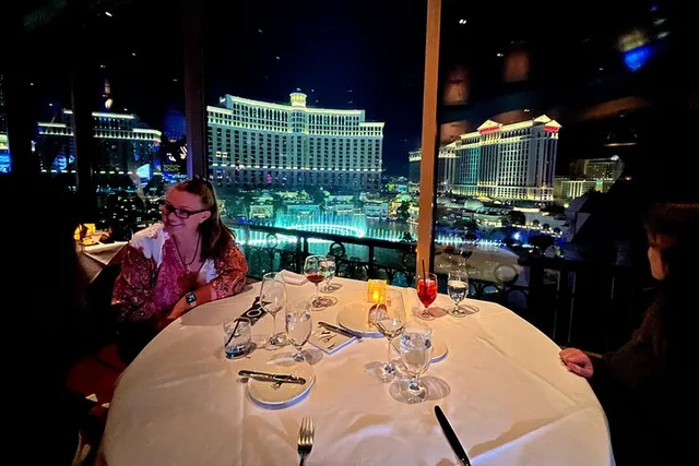 Las Vegas Helicopter Tour with Eiffel Tower Dinner - Image 3
