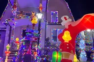 New York City Dyker Heights Christmas Lights Walking Tour thumbnail 2