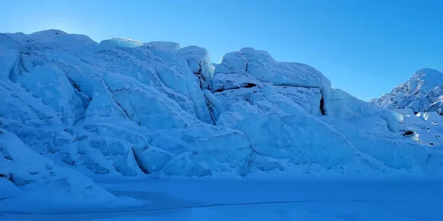 Anchorage Matanuska Glacier Hike at Sunrise - Image 6