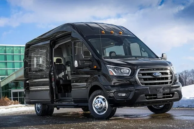 Las Vegas Private Airport Transfer by Ford Transit - Image 2