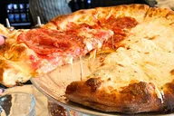Brooklyn Pizza Crawl Experience thumbnail 3