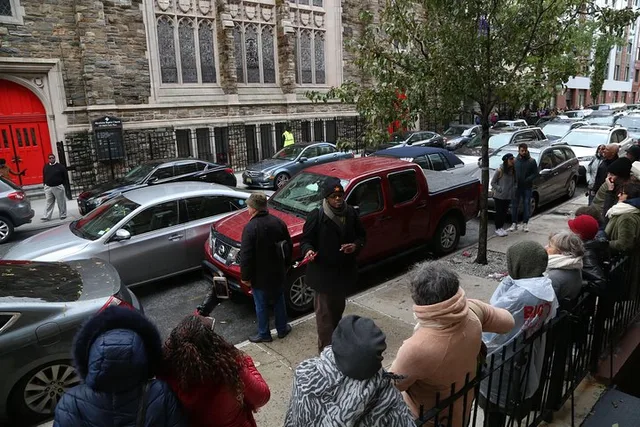 New York Harlem Gospel Walking Tour in French - Image 4