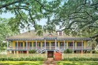 New Orleans Laura Plantation Tour thumbnail 2