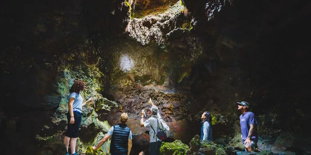 Kona Volcano Crater Hike - Image 2