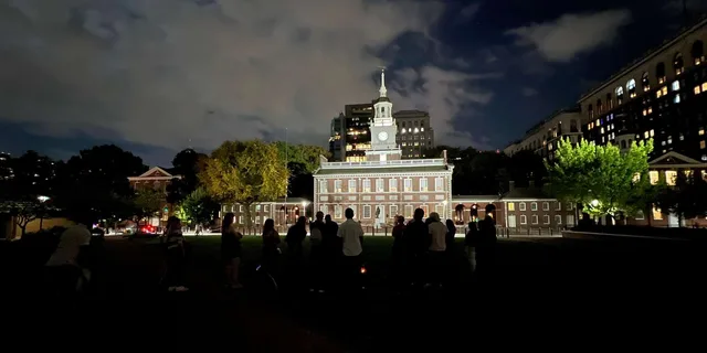 Philadelphia Ghost Tour by Candlelight - Image 6