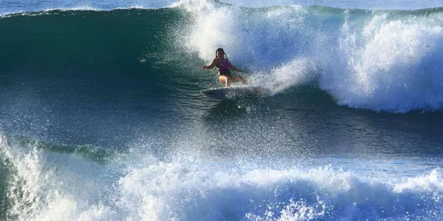 Santa Monica Group Surf Lesson - Image 5