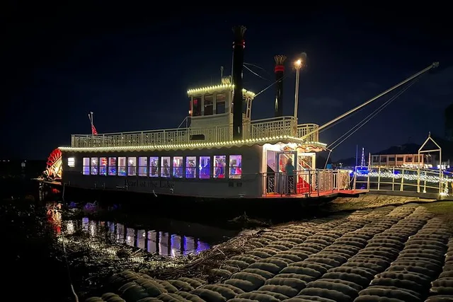 St Cloud Riverboat Sunset Cruise - Image 5