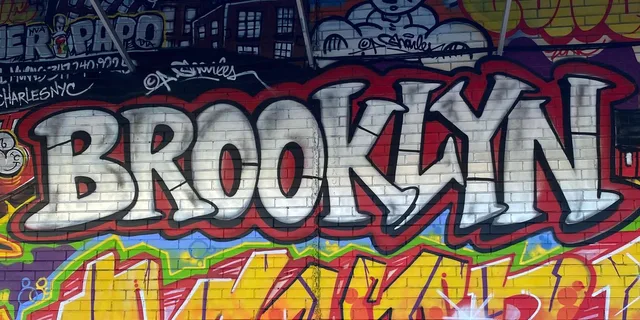 New York City Brooklyn Thrifting Tour - Image 2