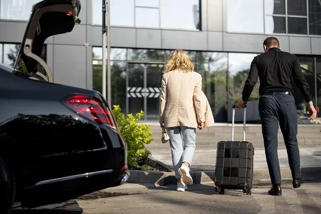 Honolulu Private Airport Transfer to Oahu Hotels - Image 5