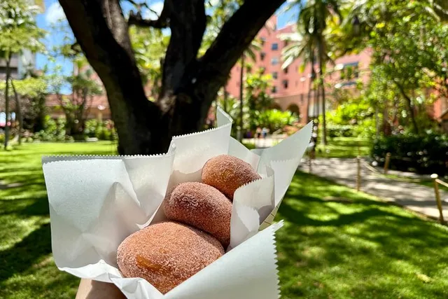 Honolulu Food Tour with Local Tastings - Image 1