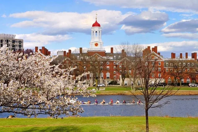 Cambridge Scavenger Hunt: Historic Harvard Adventure - Image 2