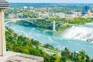Niagara Falls Canadian Side Tour with Maid of the Mist thumbnail 2