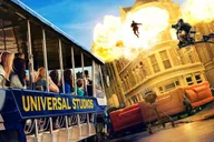 Los Angeles Universal Studios and Hop-on Hop-off Tour thumbnail 3