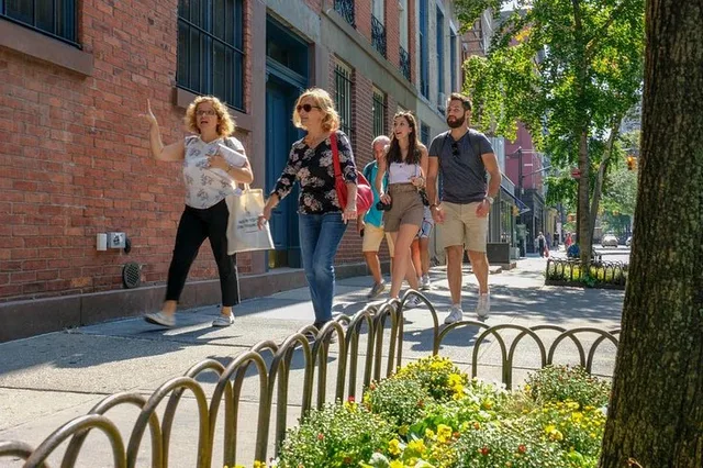 New York SoHo, Greenwich Village, and Meatpacking District Tour in French - Image 1