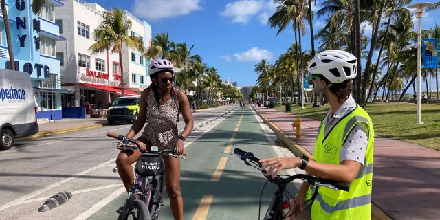 Miami Beach City Highlights Bike Tour - Image 6