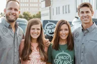 Waco Fixer Upper City Tour by Van thumbnail 1