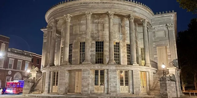 Philadelphia Ghosts Walking Tour - Image 4