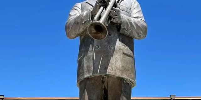 Memphis Beale Street Guided Walking Tour 1 hr - Image 3