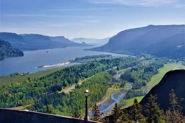 Portland Columbia River Gorge Waterfalls Tour - Image 2