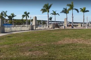 Fort Myers Scavenger Hunt: His Greatest Invention 2 hr
