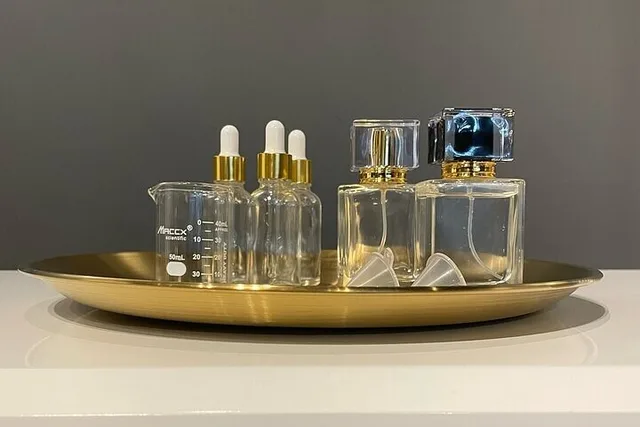 Chicago Perfume Making Class on Magnificent Mile - Image 6