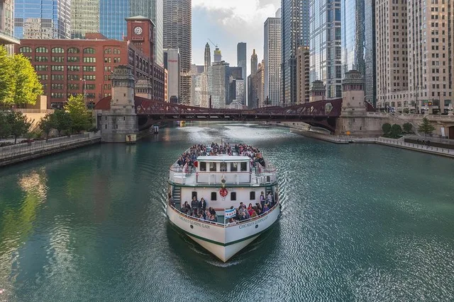Chicago River Architecture Cruise - Image 2