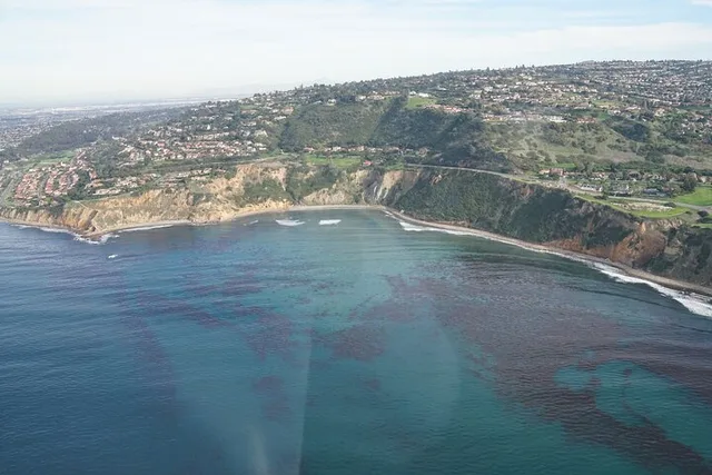 Los Angeles Helicopter Tour of Rancho Palos Verdes - Image 1