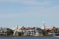 Charleston Historic City Tour and Harbor Cruise thumbnail 3