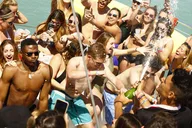 Miami Party Boat Tour thumbnail 3