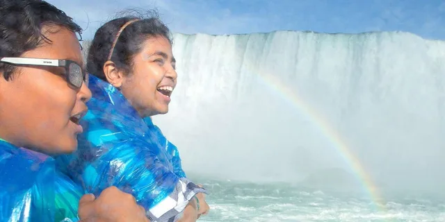 Niagara Falls Illumination Tour with Maid of the Mist - Image 4