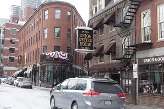 Boston Driving Tour in a Warm Van 3 hr