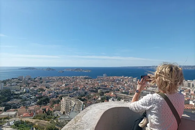 Marseille Private Tour 4 hr - Image 2