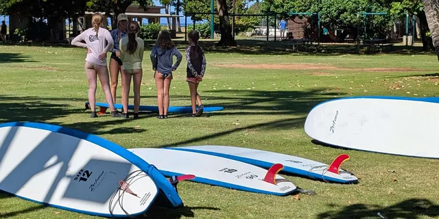 Maui Surf Lesson in Kihei - Image 5