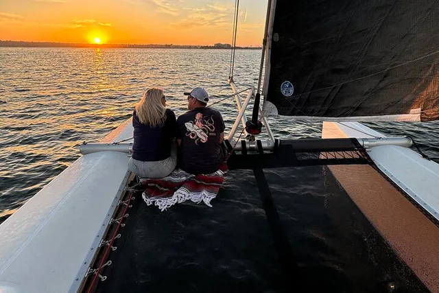 San Diego Catamaran Sail with Drinks 2.5 Hr - Image 6